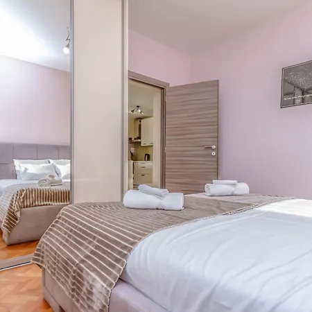 Suprema Vista * Split