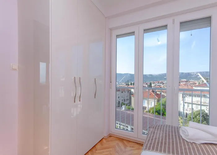 Suprema Vista Apartment Split